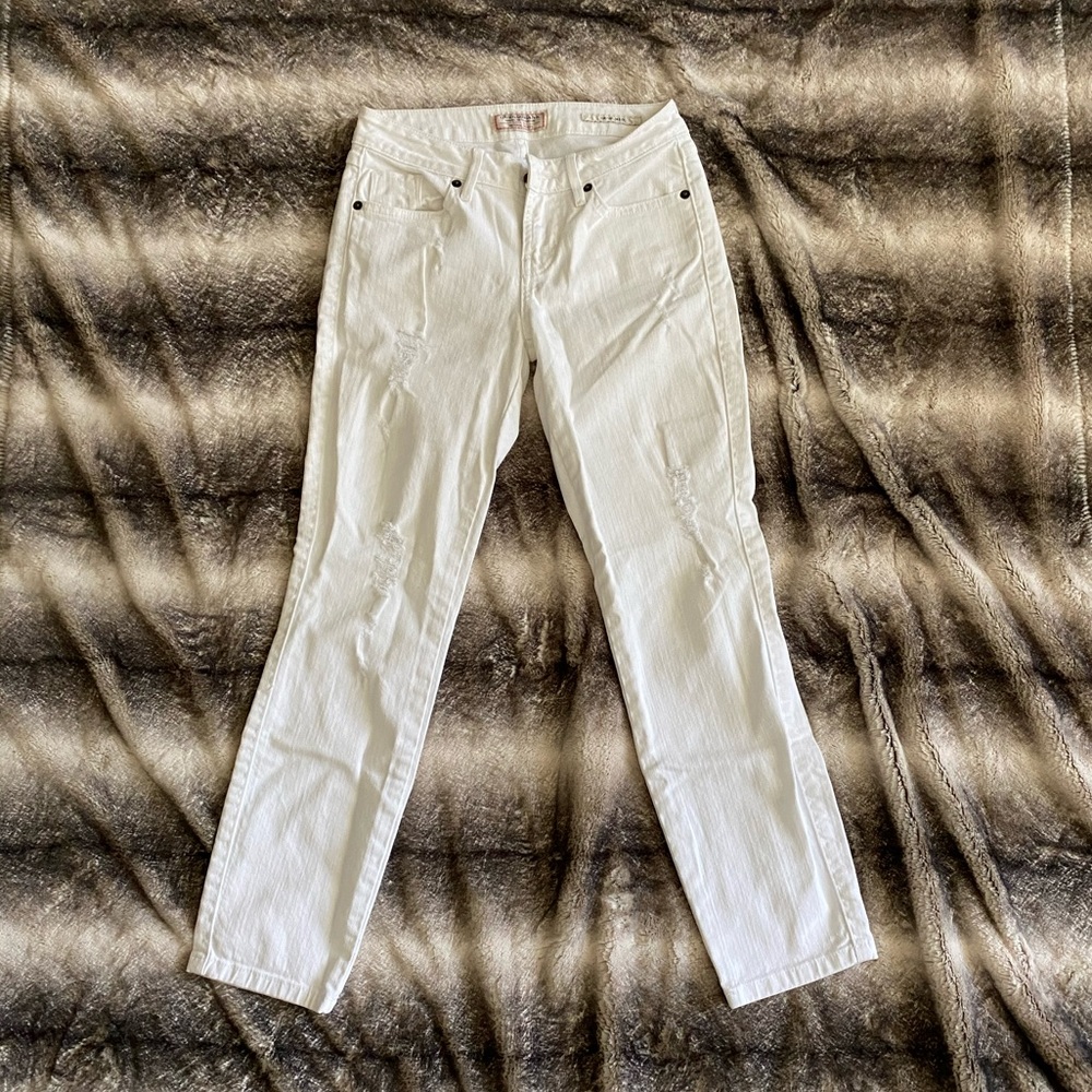 Guess white distressed cropped mid rise jeans